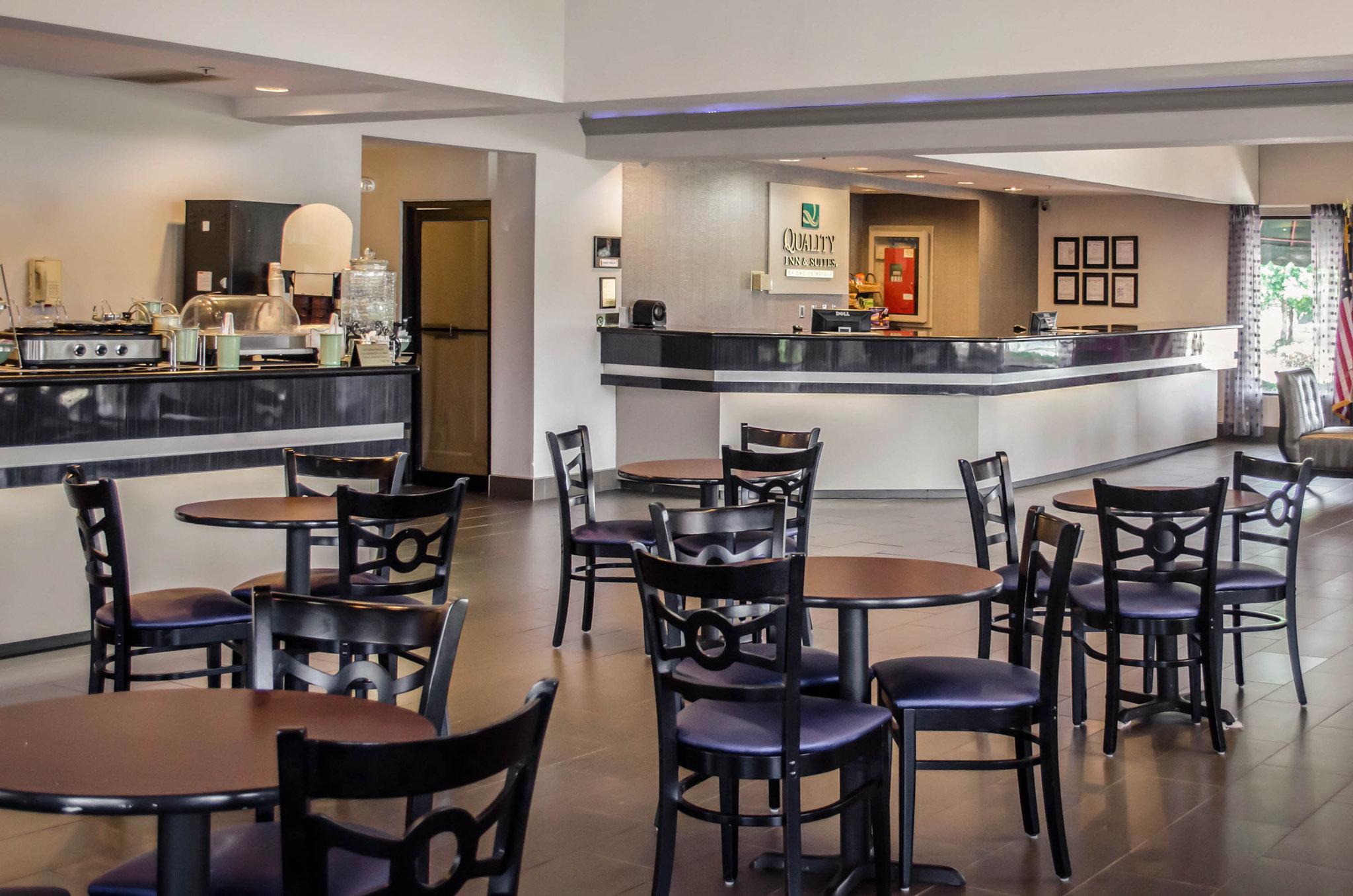 Quality Inn & Suites At Airport Blvd I-65 Mobile Zewnętrze zdjęcie