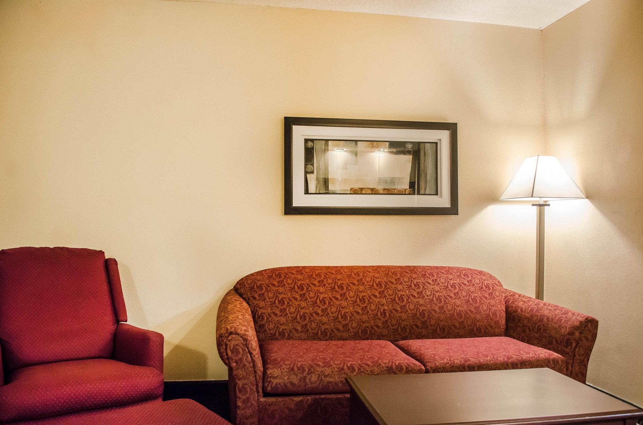 Quality Inn & Suites At Airport Blvd I-65 Mobile Zewnętrze zdjęcie