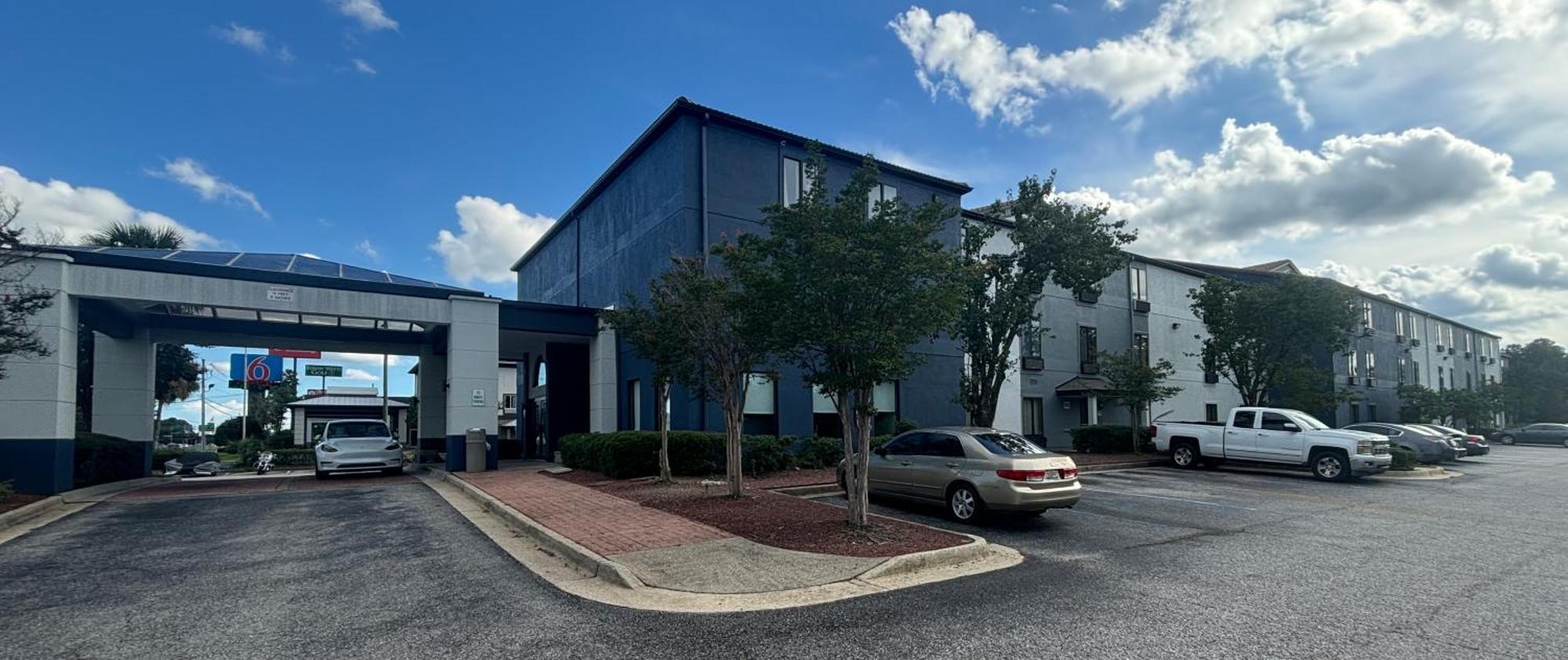 Quality Inn & Suites At Airport Blvd I-65 Mobile Zewnętrze zdjęcie